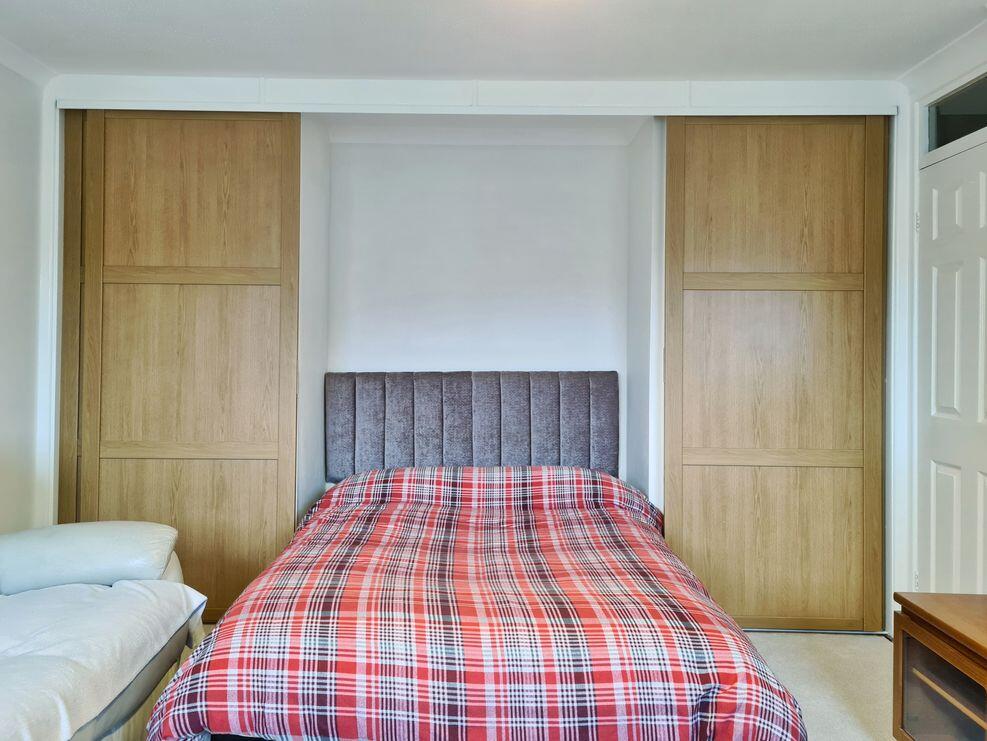 Apartment in Southampton - View 4