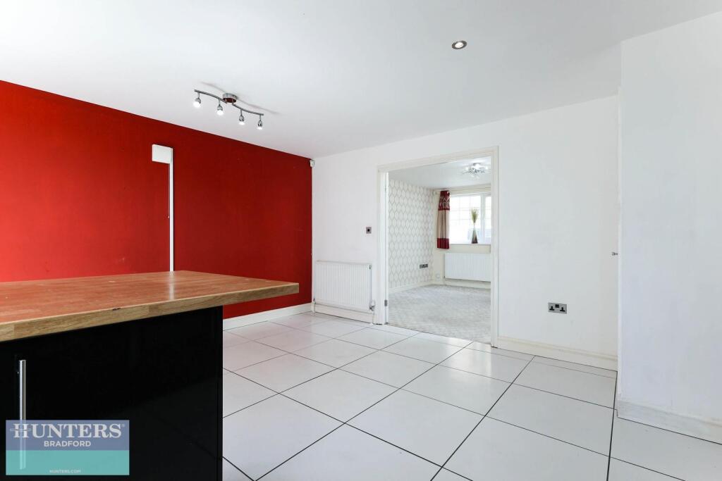 Additional image 5 of Lingwood Gardens Girlington, Bradford, West Yorkshire, BD8 9NY