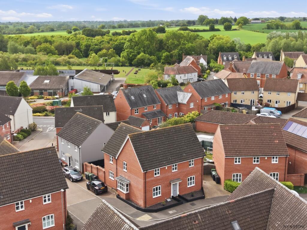 House in Uttlesford, Flitch Green - View 2