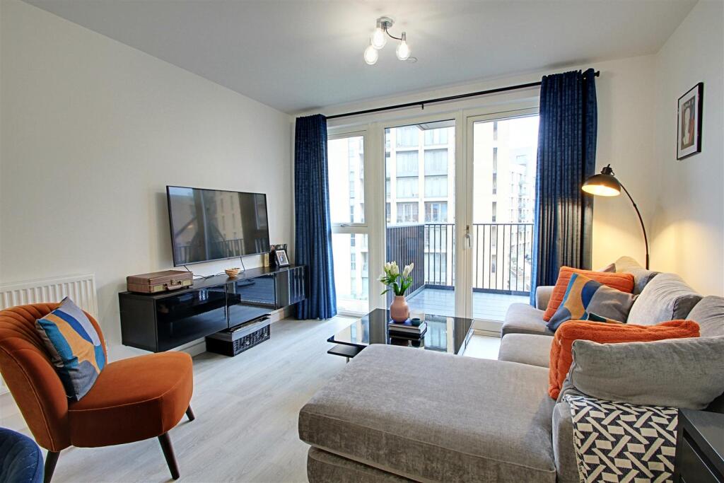 Apartment in London - View 2