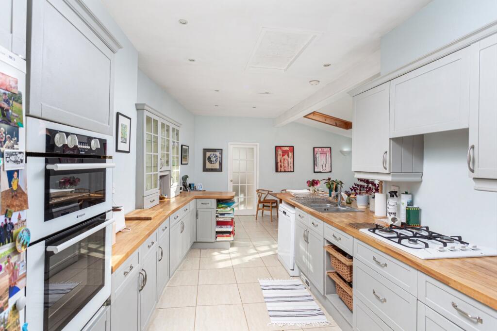 House in York - View 5