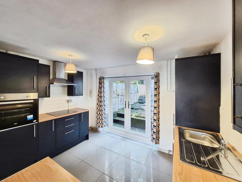 Briar Close, Rassau, Ebbw Vale photo 3