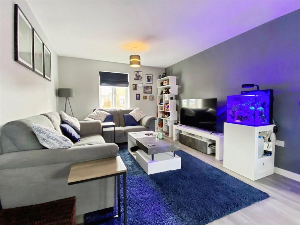 Apartment in Wokingham - View 2