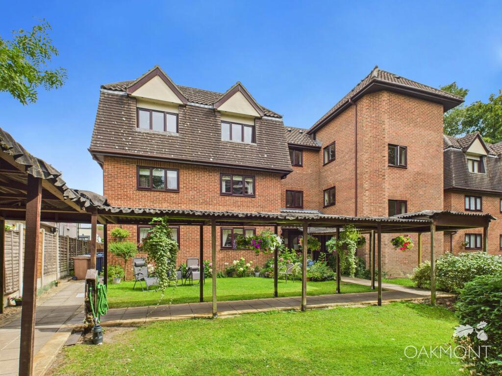 1-bed other on Beech Spinney, Warley, Brentwood, £115,000