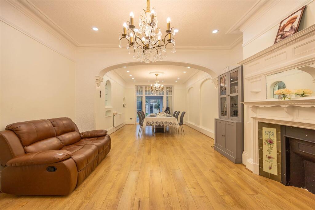 PRESTON ROAD, Westcliff-On-Sea photo 2