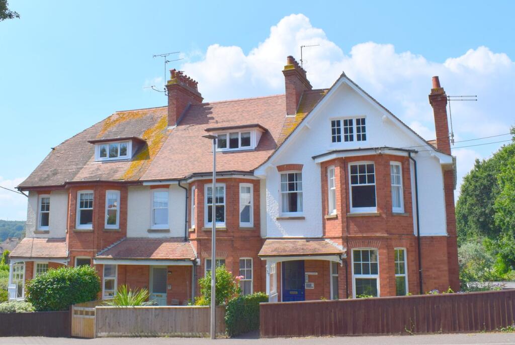 2-bed flat on Station Road, Budleigh Salterton, EX9, £189,950