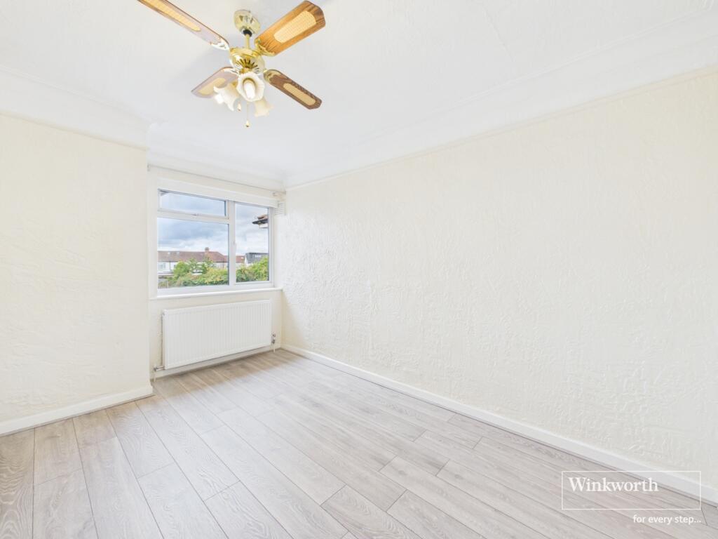 Apartment in London, Preston - View 5