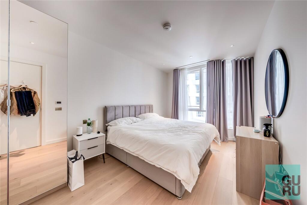 Apartment in London - View 3