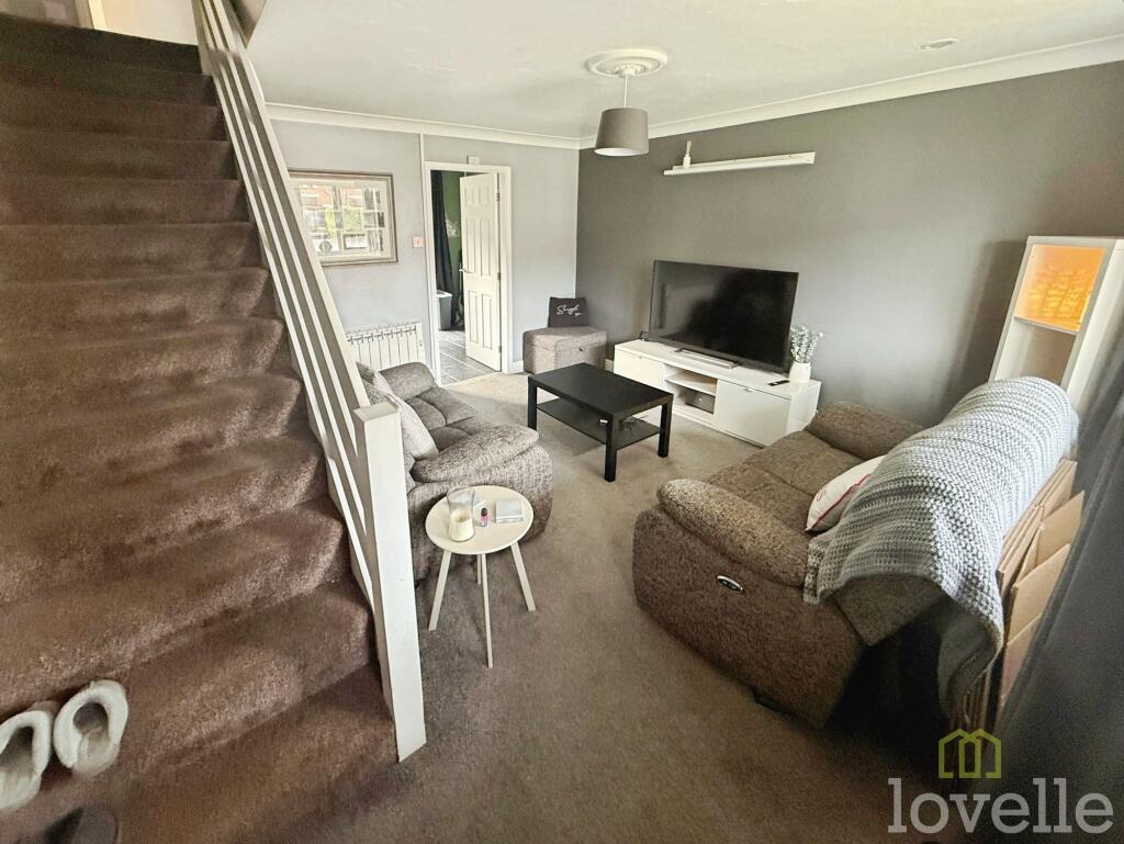 House in Lincoln - More