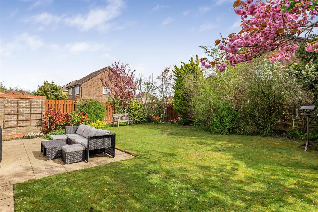 Mayflower Gardens, Bishop's Stortford - View 2