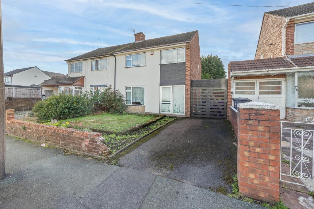 3-bed semi-detached on Gerrard Road, Willenhall, £220,000