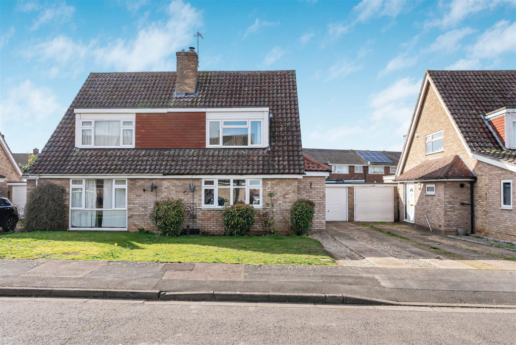 Main image of property: Ashley Way, Sawston, Cambridgeshire, CB22 3DY