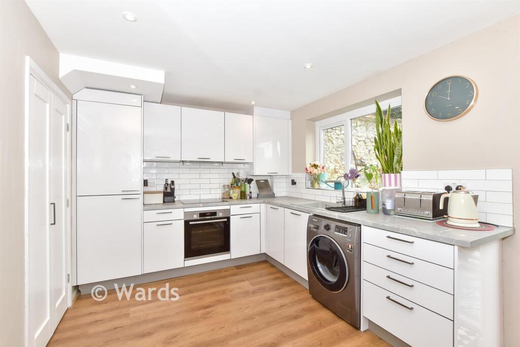 House in Sandgate, Golden Valley - View 3