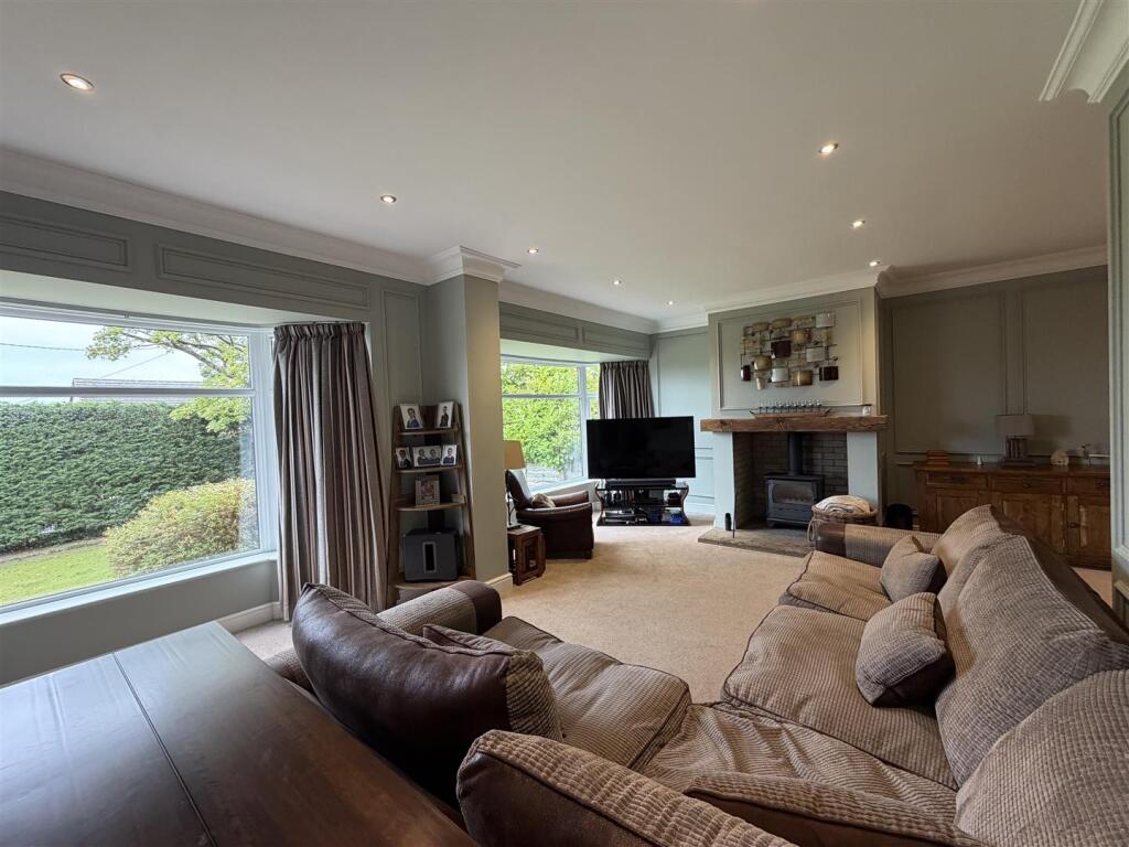House in Stockport - View 4
