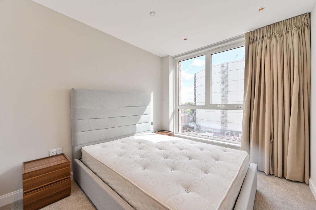 Apartment in London - View 4