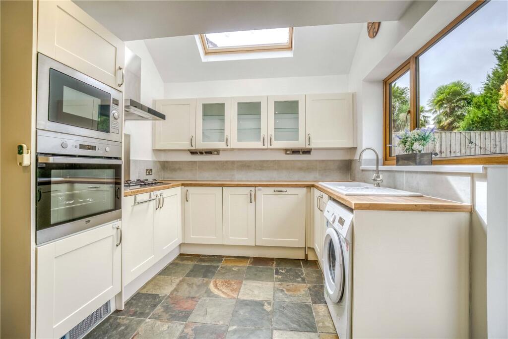 Archway Road, Lower Parkstone, Poole, BH14 photo 4
