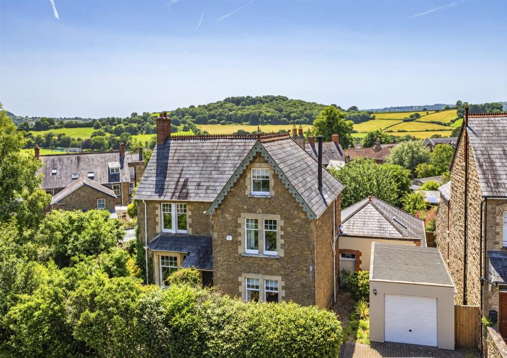 Main image of property: New Road, Ilminster
