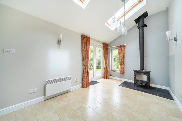 House in Northampton - View 3