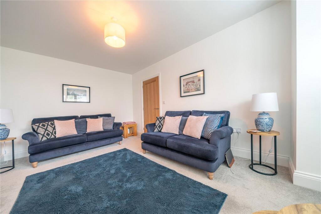Marble Crescent, Kendal, Cumbria, LA9 photo 4