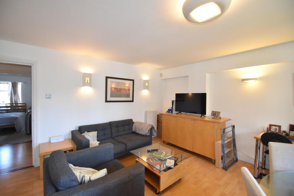 Apartment in London - View 4