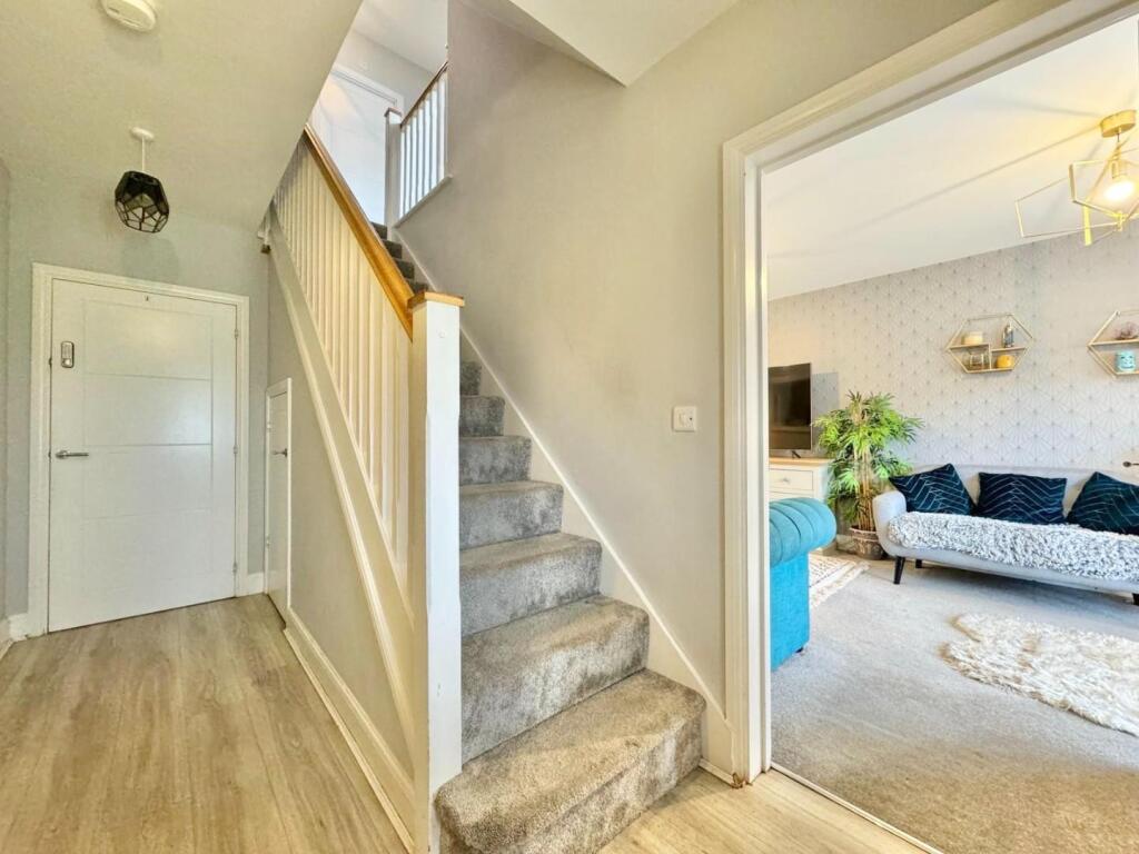 Raley Drive, Barnsley, S75 1FL photo 2