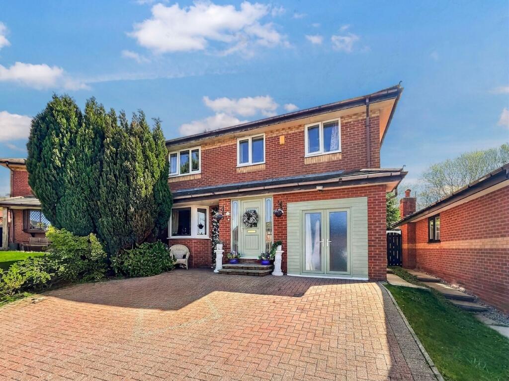 Main image of property: Maplewood, Skelmersdale, WN8