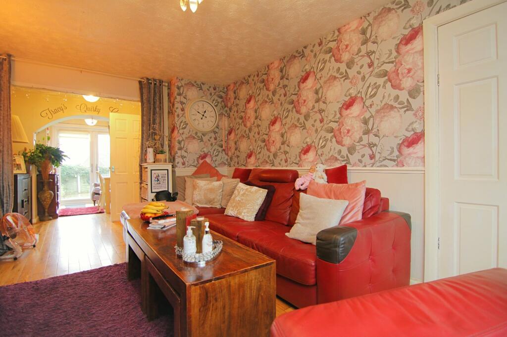 House in Bradford, Wrose - View 3