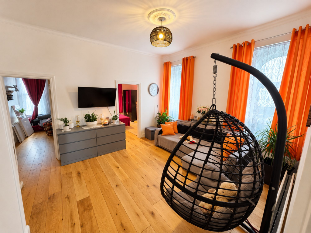 Apartment in London, Upton, Blendon - View 2