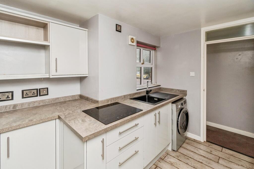 Apartment in Walsall - View 3