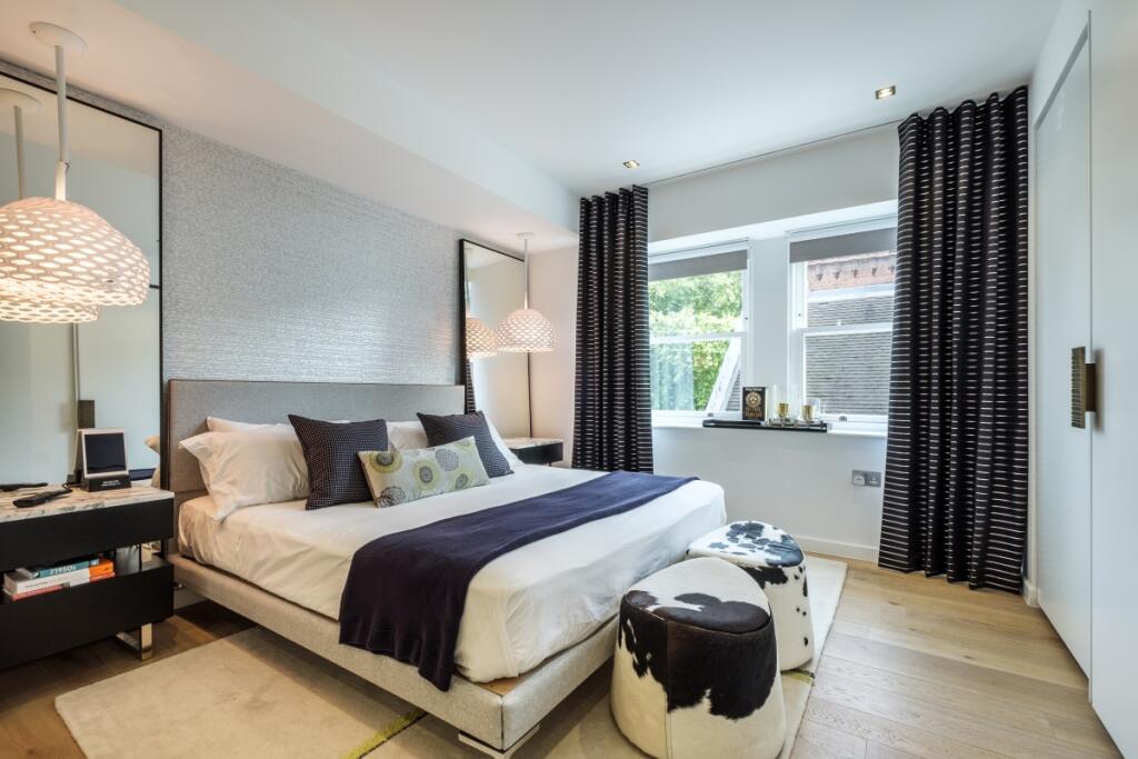 Apartment in London, City of Westminster - View 3