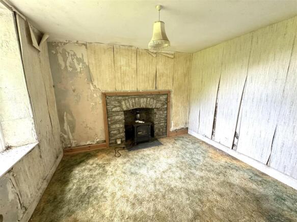 SITTING ROOM