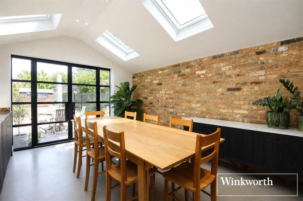 House in Borehamwood, Elstree and Borehamwood - View 4