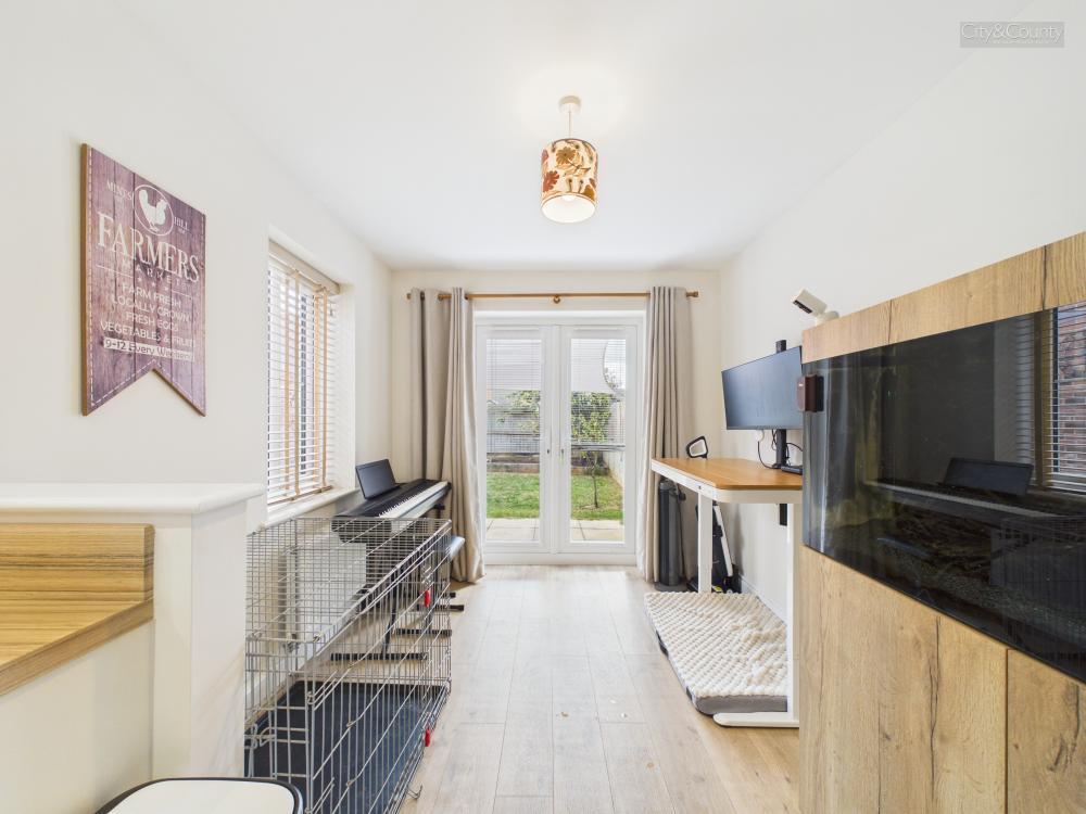 House in Peterborough - View 5