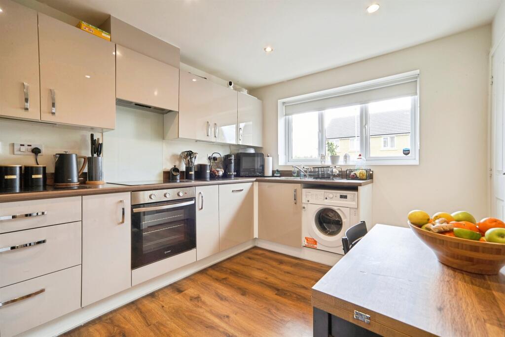 House in Bradford, West Yorkshire - View 5