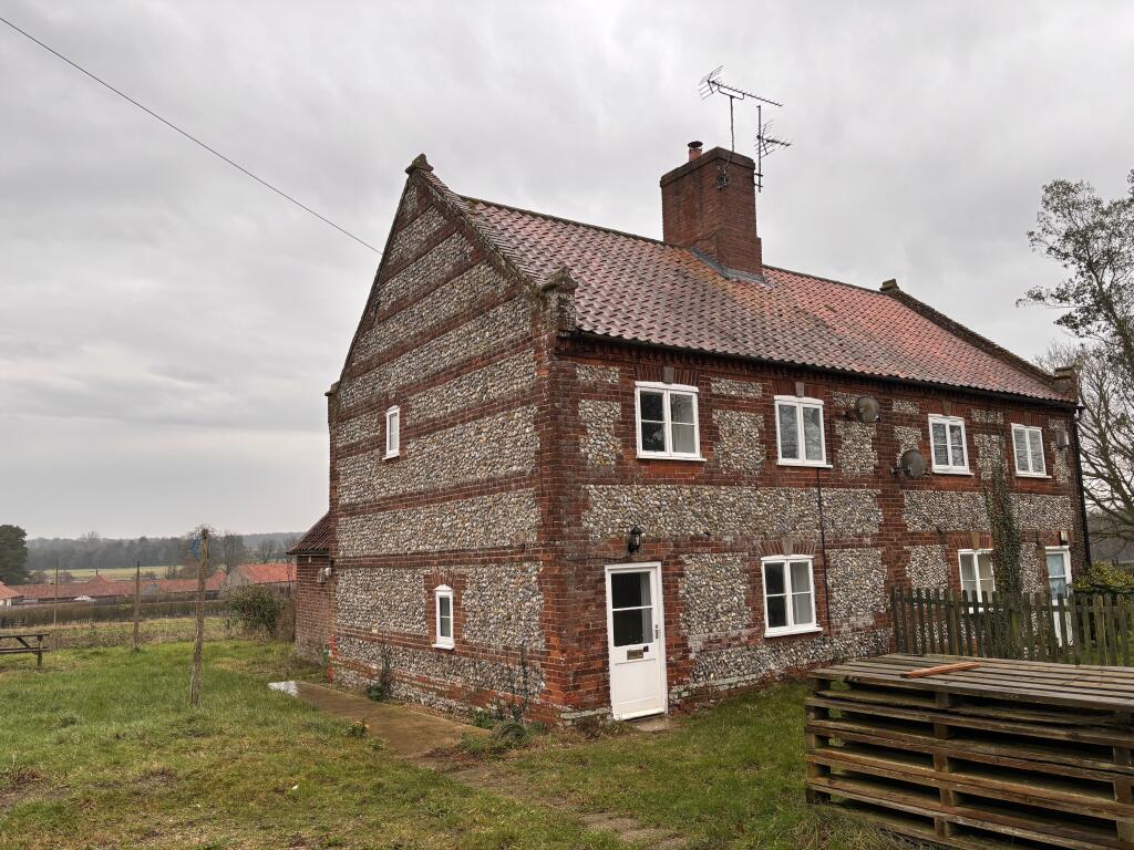 Main image of property: Broomsthorpe