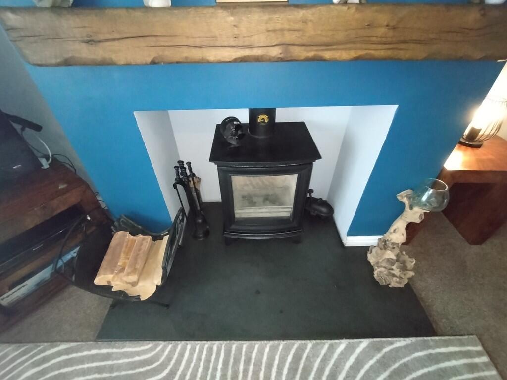 House in Stoke-on-Trent - More