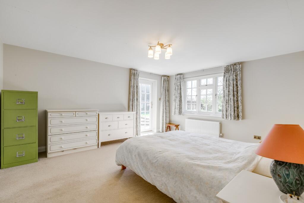 Additional image 10 of High Oaks Road, West Side, Welwyn Garden City, Hertfordshire, AL8