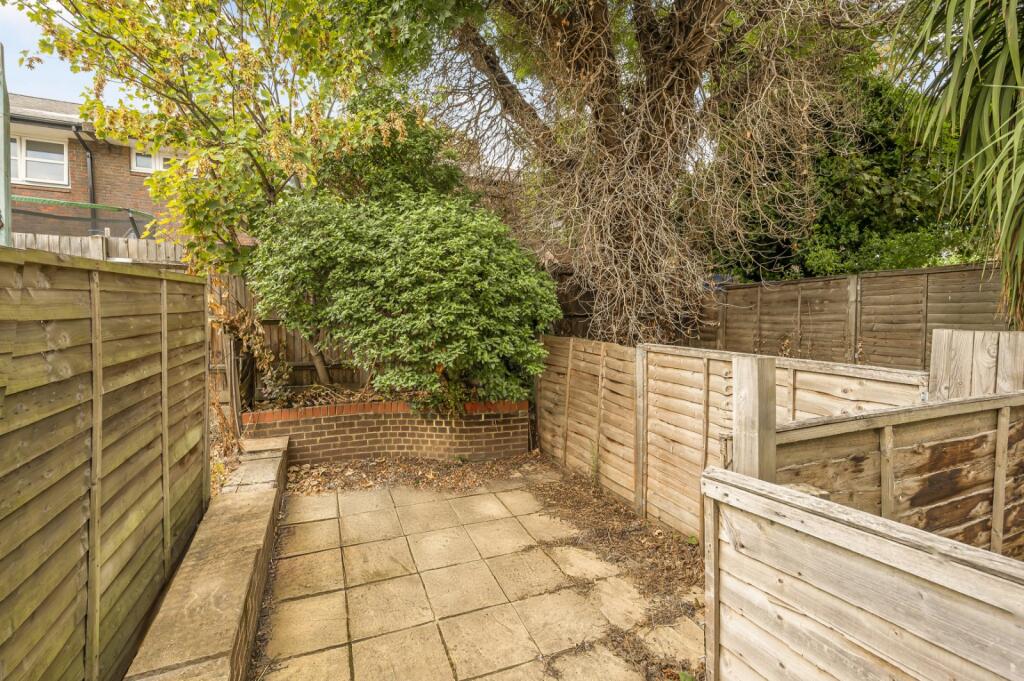 Apartment in London - View 2