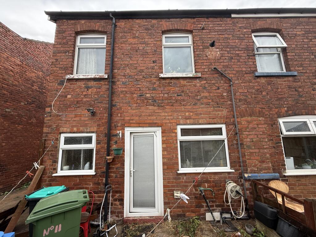 House in Nottingham - View 4