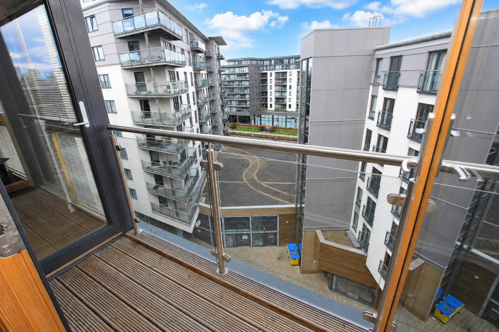 Apartment in Leeds - View 5