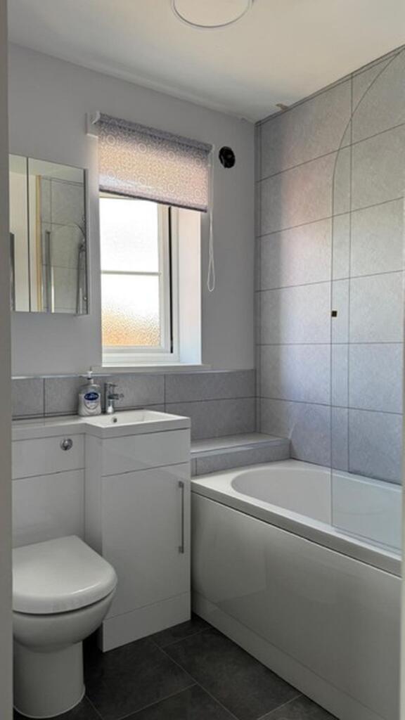House in Peterborough - View 5