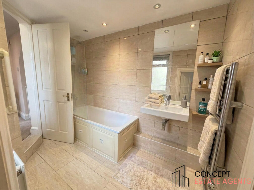 Apartment in London, Falcon Estate, Clapham Junction - View 5