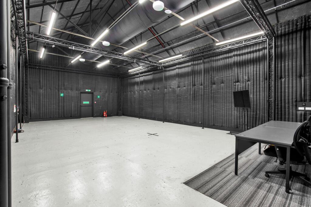 Hive - Studio F - 2.jpg