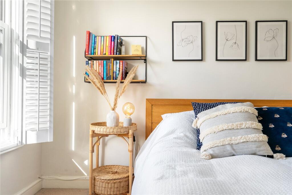 Apartment in London - View 5