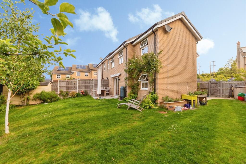 Main image of property: Tynan Close, Royston