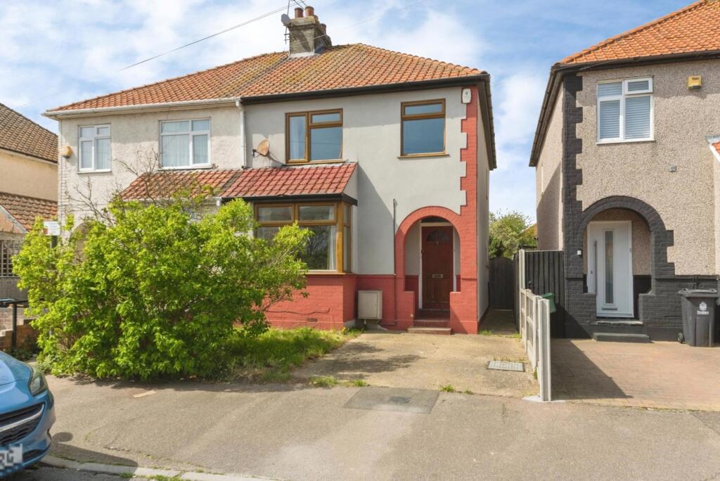 Main image of property: Melbourne Road, Clacton-on-Sea, Essex, CO15