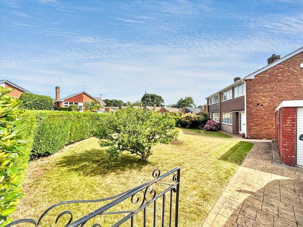 House in Ashfield, Sutton in Ashfield, Nottinghamshire - View 2