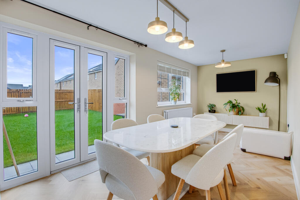 4-bed detached on Chase Lane, Wakefield, WF3, £475,000