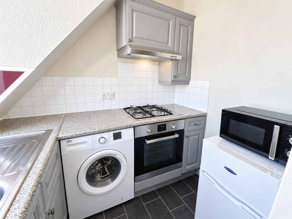 Apartment in Tonbridge - More