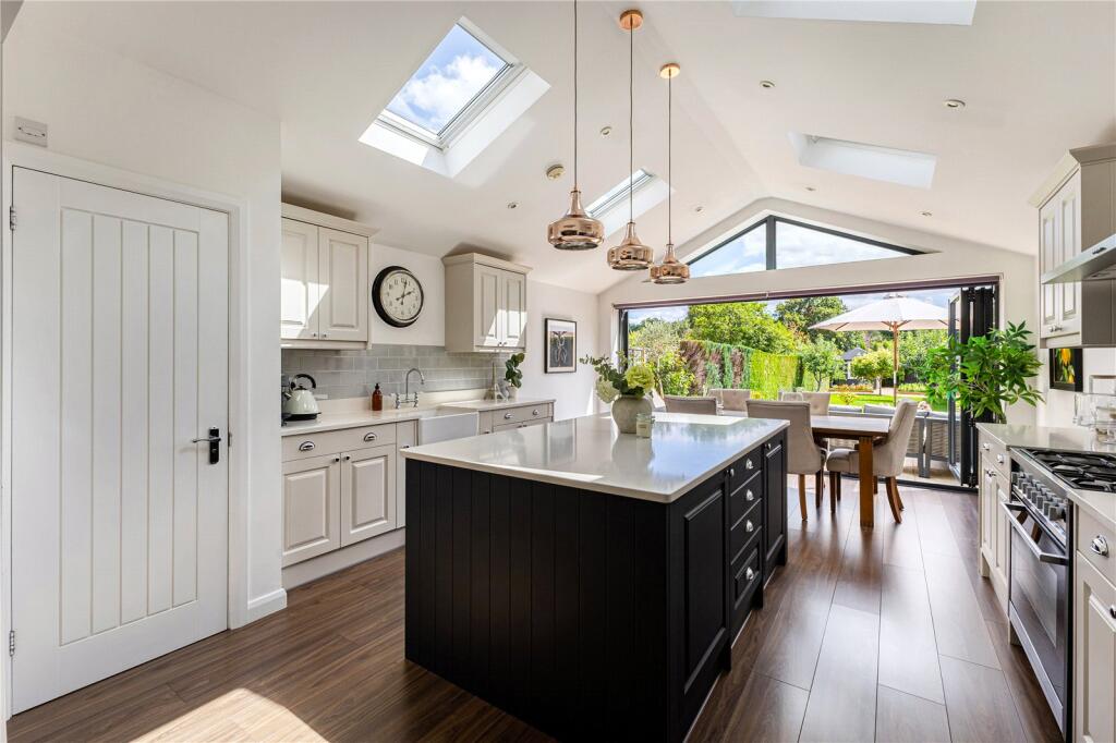 House in Kingston upon Thames - View 3